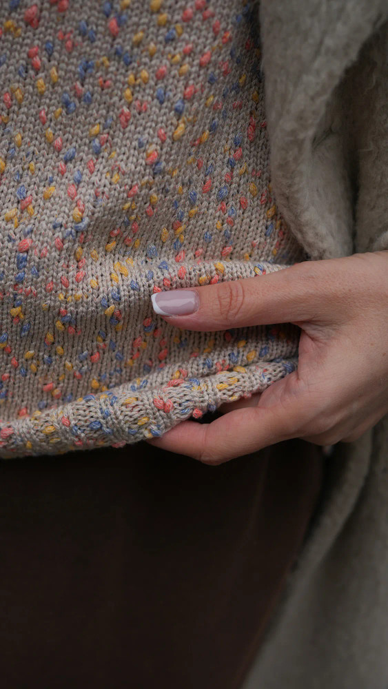 Описание для вязания спицами футболки