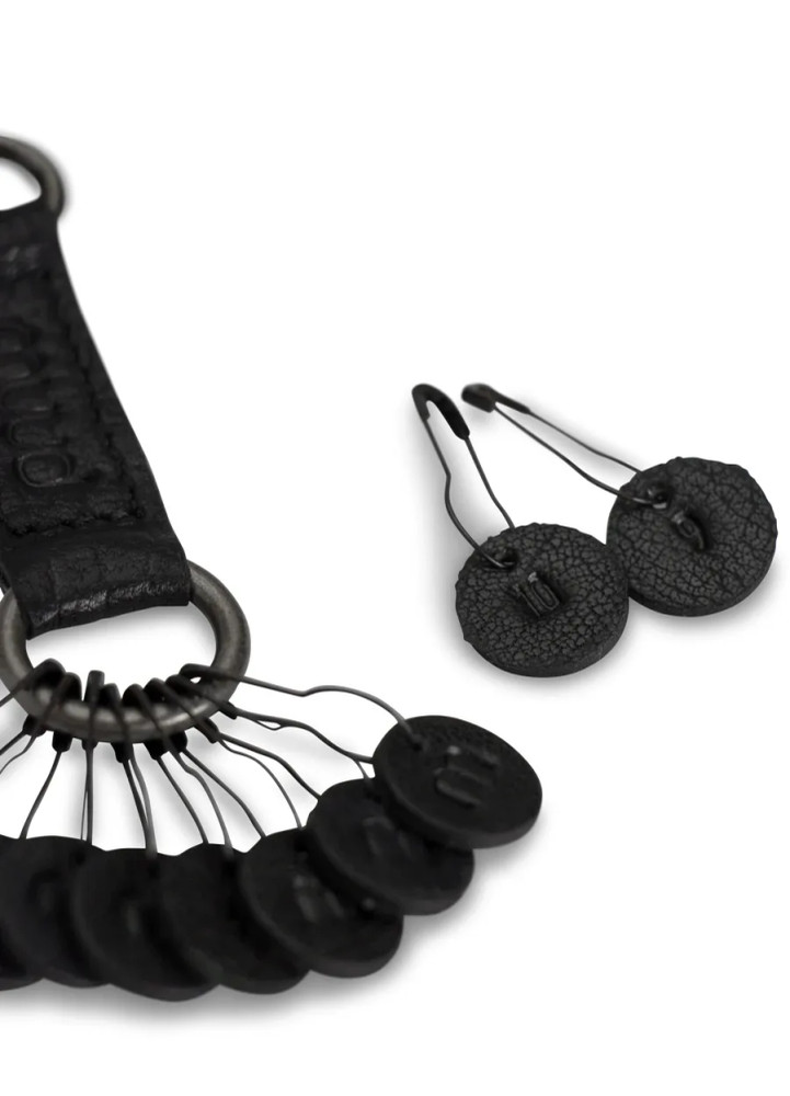 Ручка с карабином Feliz Muud