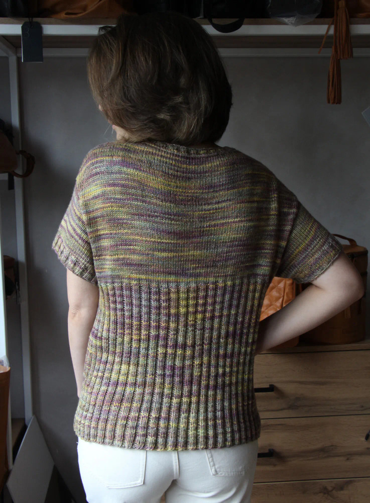 Описание для вязания футболки спицами из летней пряжи Bonsai Concept Katia