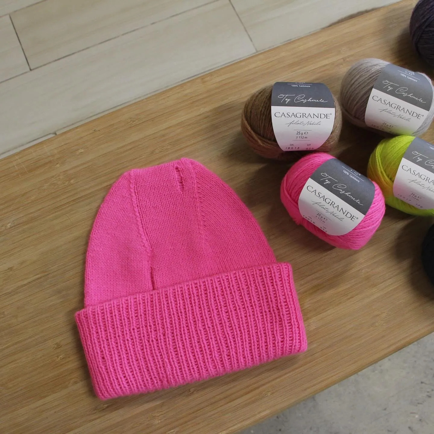 Описание шапки #double_hat