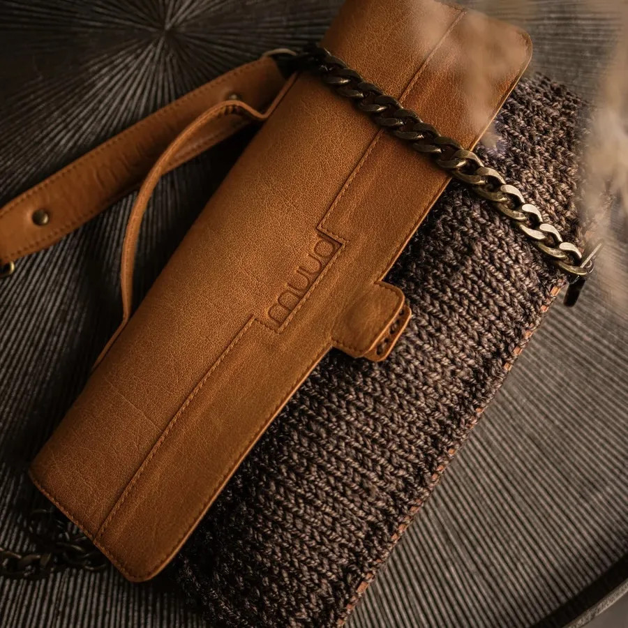 Крышка Callie для сумки с ручкой и пришивной кнопкой Muud