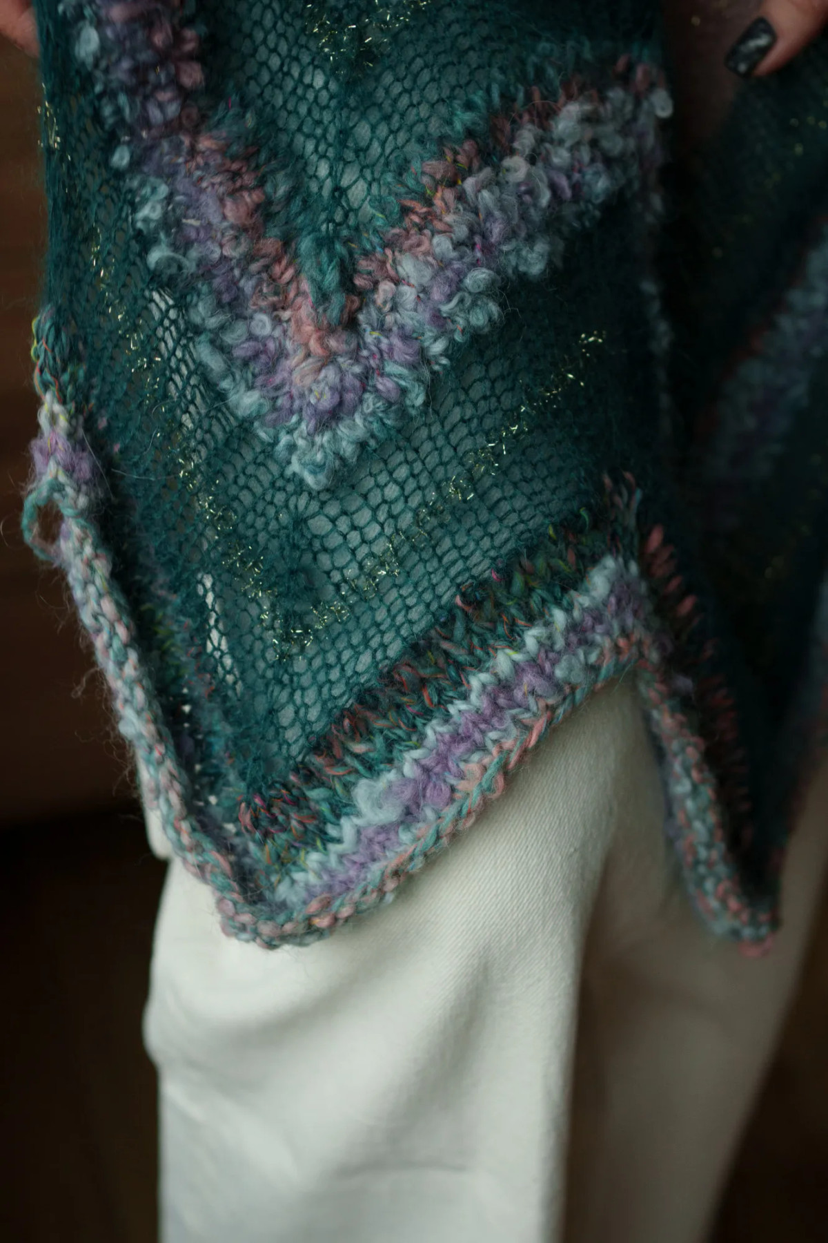 Описание для вязания палантина спицами узором зигзаг